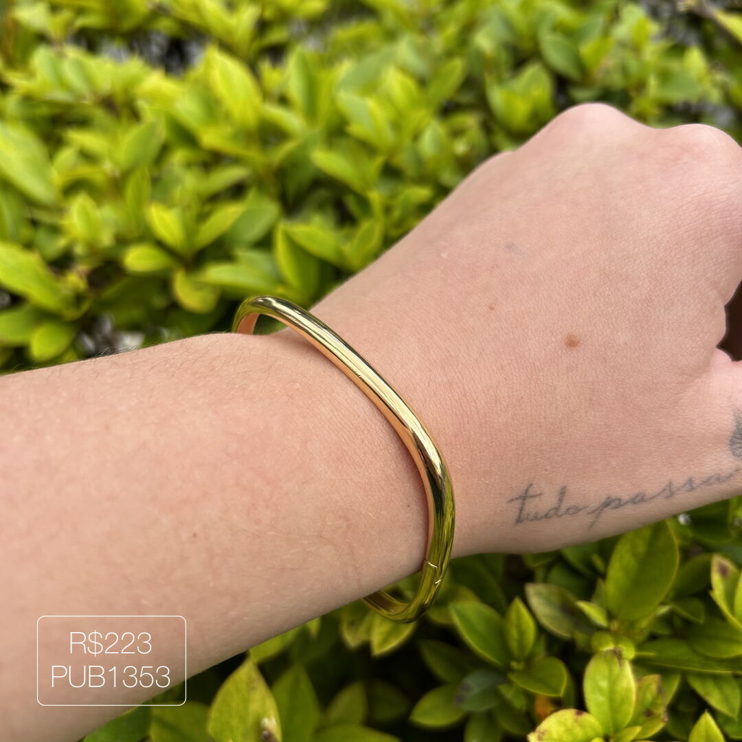 Bracelete Quadrado Liso Dourado